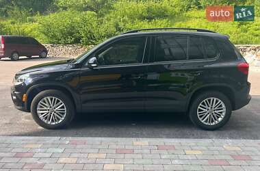 Позашляховик / Кросовер Volkswagen Tiguan 2016 в Рівному
