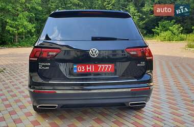 Позашляховик / Кросовер Volkswagen Tiguan 2018 в 