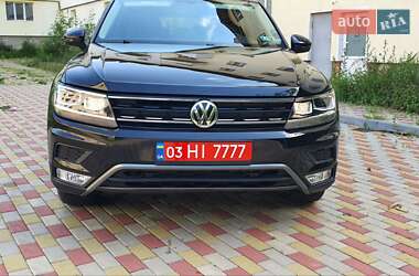 Позашляховик / Кросовер Volkswagen Tiguan 2018 в 