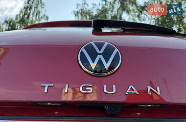 Позашляховик / Кросовер Volkswagen Tiguan 2024 в 