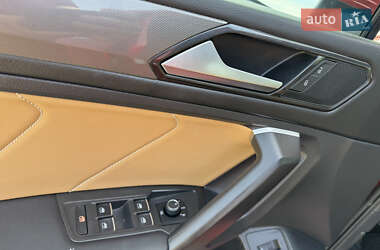 Позашляховик / Кросовер Volkswagen Tiguan 2024 в 
