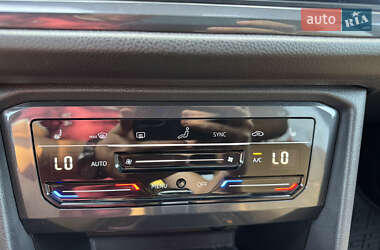 Позашляховик / Кросовер Volkswagen Tiguan 2024 в 