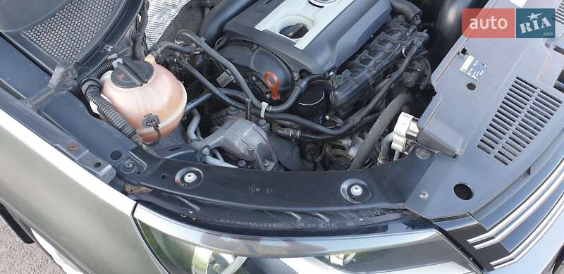 Внедорожник / Кроссовер Volkswagen Tiguan 2012 в Южноукраинске