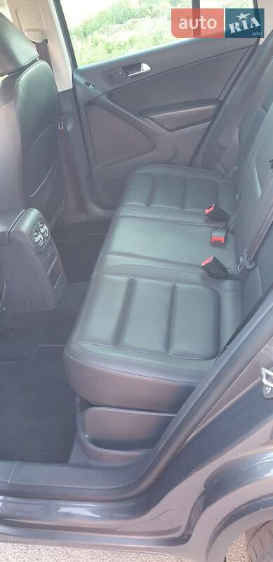 Внедорожник / Кроссовер Volkswagen Tiguan 2012 в Южноукраинске