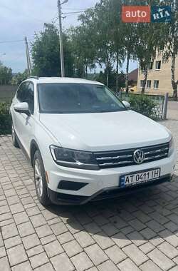 Позашляховик / Кросовер Volkswagen Tiguan 2017 в Івано-Франківську