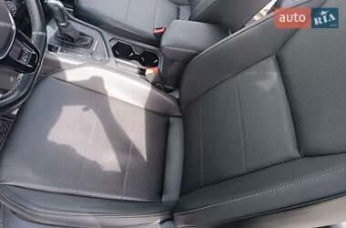 Внедорожник / Кроссовер Volkswagen Tiguan 2018 в 