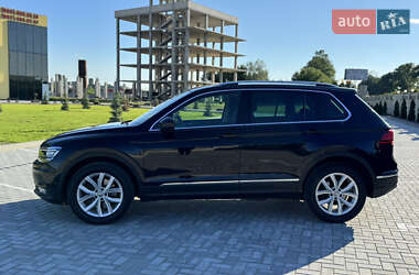 Позашляховик / Кросовер Volkswagen Tiguan 2019 в 