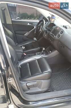 Позашляховик / Кросовер Volkswagen Tiguan 2008 в 
