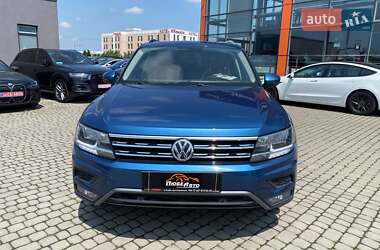 Позашляховик / Кросовер Volkswagen Tiguan 2018 в 