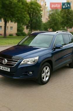 Внедорожник / Кроссовер Volkswagen Tiguan 2009 в Виннице