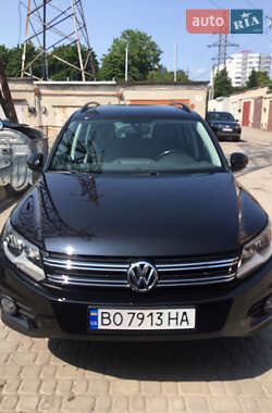 Позашляховик / Кросовер Volkswagen Tiguan 2016 в Тернополі