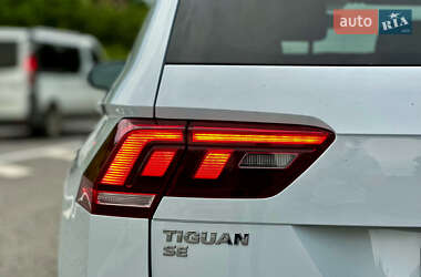 Внедорожник / Кроссовер Volkswagen Tiguan 2018 в 