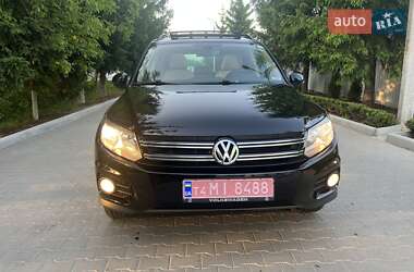 Внедорожник / Кроссовер Volkswagen Tiguan 2016 в Виннице