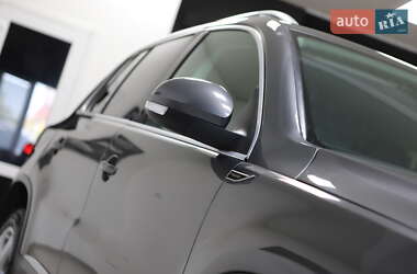 Позашляховик / Кросовер Volkswagen Tiguan 2014 в 