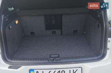 Внедорожник / Кроссовер Volkswagen Tiguan 2015 в 