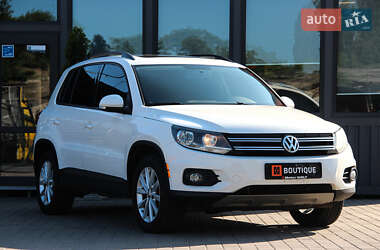 Внедорожник / Кроссовер Volkswagen Tiguan 2012 в 