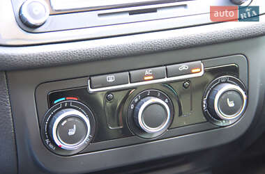 Внедорожник / Кроссовер Volkswagen Tiguan 2012 в 