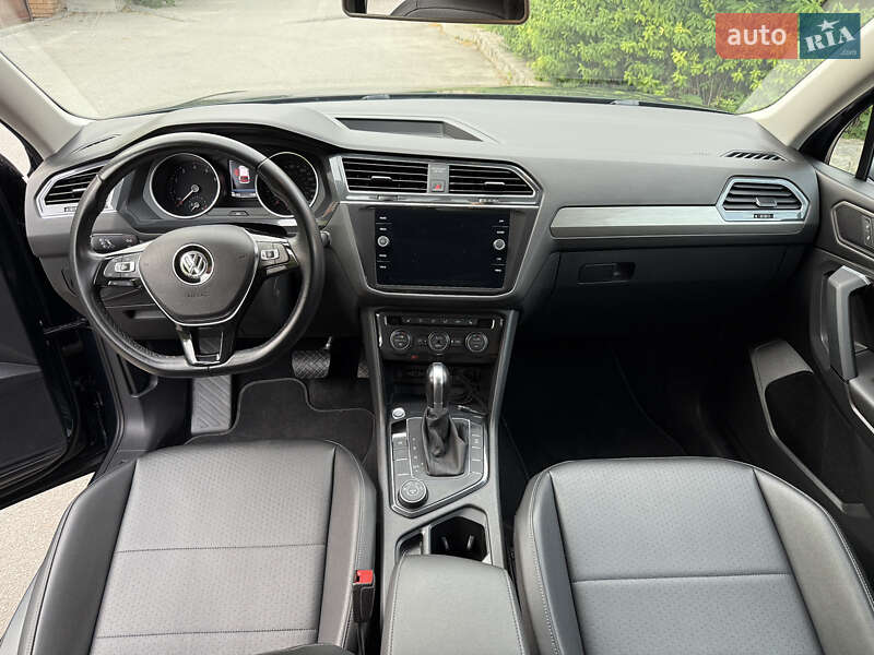 Внедорожник / Кроссовер Volkswagen Tiguan 2019 в Харькове