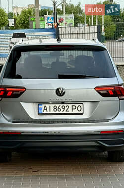 Позашляховик / Кросовер Volkswagen Tiguan 2023 в 