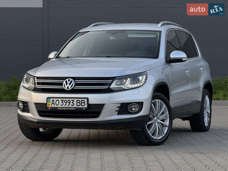 Позашляховик / Кросовер Volkswagen Tiguan 2012 в Івано-Франківську