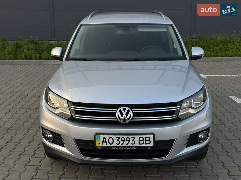 Позашляховик / Кросовер Volkswagen Tiguan 2012 в Івано-Франківську