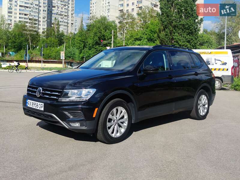 Позашляховик / Кросовер Volkswagen Tiguan 2017 в Харкові