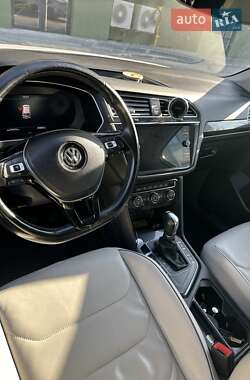 Внедорожник / Кроссовер Volkswagen Tiguan 2018 в Луцке