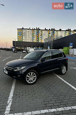 Внедорожник / Кроссовер Volkswagen Tiguan 2012 в Тлумаче