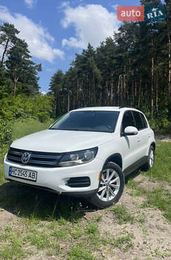 Внедорожник / Кроссовер Volkswagen Tiguan 2017 в Золочеве