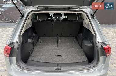 Внедорожник / Кроссовер Volkswagen Tiguan 2020 в 