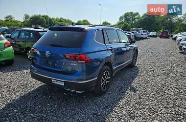Внедорожник / Кроссовер Volkswagen Tiguan 2020 в 