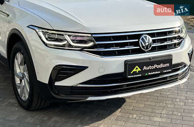 Внедорожник / Кроссовер Volkswagen Tiguan 2021 в 