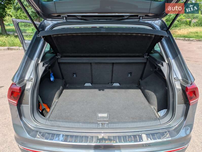 Внедорожник / Кроссовер Volkswagen Tiguan 2017 в Чернигове