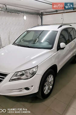 Внедорожник / Кроссовер Volkswagen Tiguan 2011 в Одессе