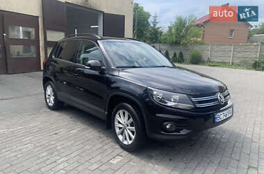 Позашляховик / Кросовер Volkswagen Tiguan 2014 в Львові