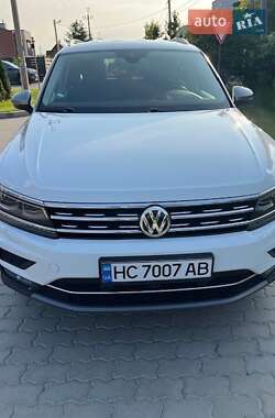Внедорожник / Кроссовер Volkswagen Tiguan 2019 в Львове