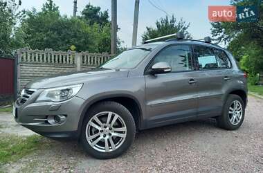 Позашляховик / Кросовер Volkswagen Tiguan 2009 в Овручі