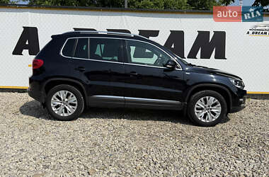 Внедорожник / Кроссовер Volkswagen Tiguan 2013 в Черновцах