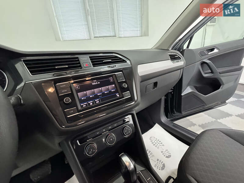 Внедорожник / Кроссовер Volkswagen Tiguan 2019 в Трускавце