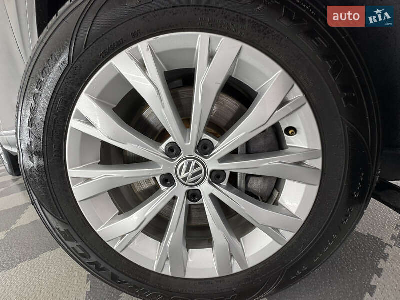Внедорожник / Кроссовер Volkswagen Tiguan 2019 в Трускавце