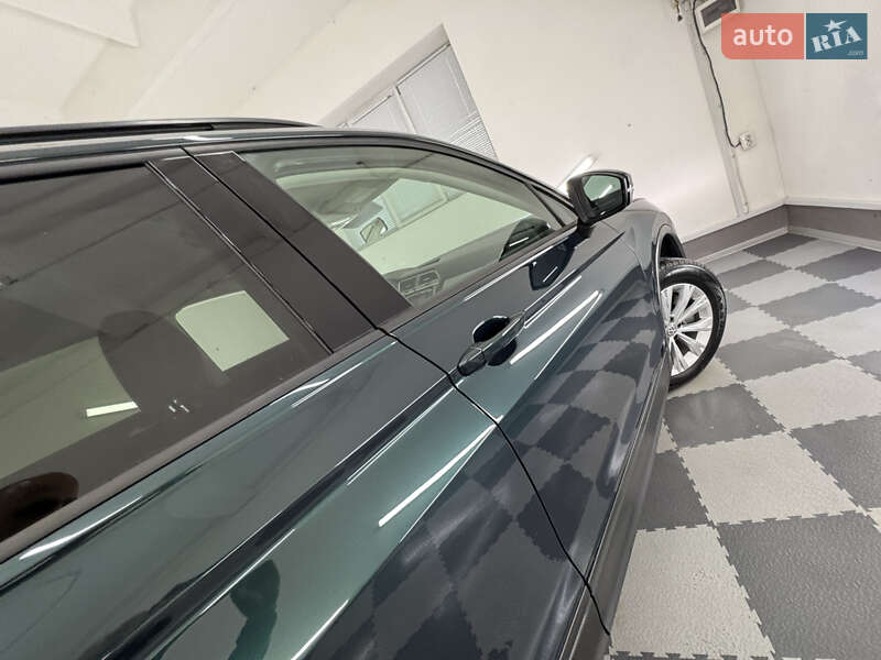 Внедорожник / Кроссовер Volkswagen Tiguan 2019 в Трускавце