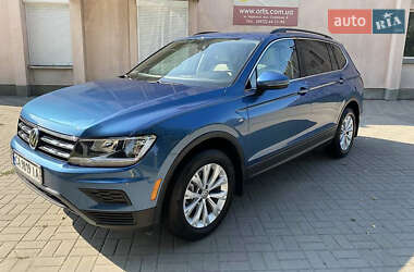 Позашляховик / Кросовер Volkswagen Tiguan 2018 в Івано-Франківську