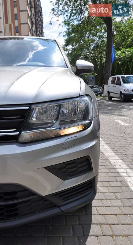 Внедорожник / Кроссовер Volkswagen Tiguan 2016 в Одессе