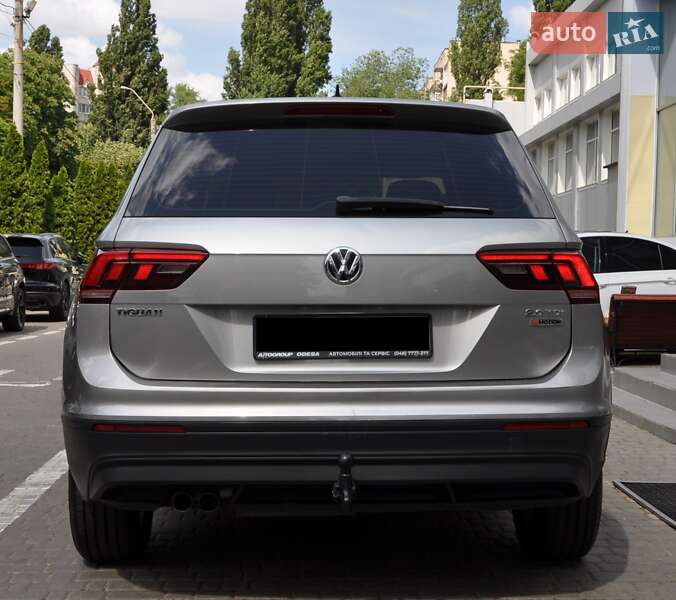 Внедорожник / Кроссовер Volkswagen Tiguan 2016 в Одессе