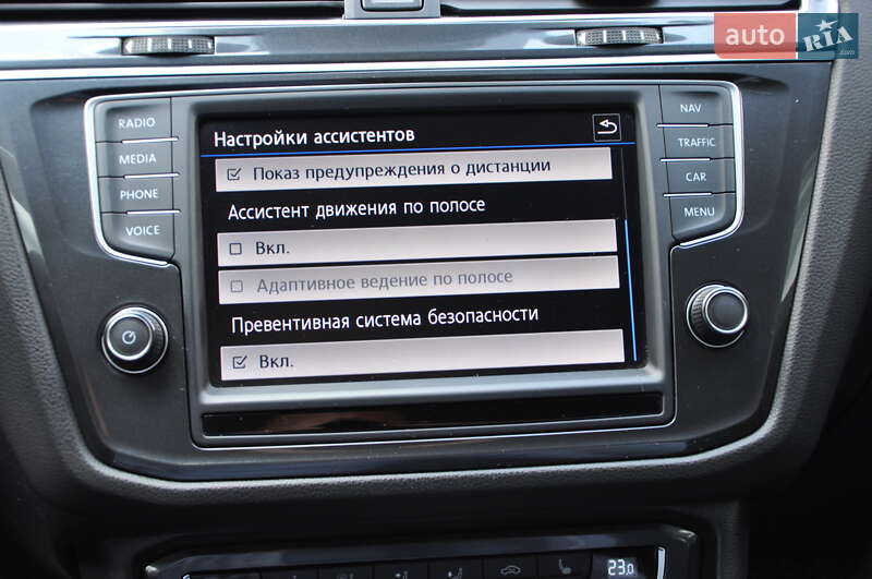 Внедорожник / Кроссовер Volkswagen Tiguan 2016 в Одессе