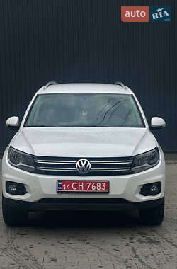 Внедорожник / Кроссовер Volkswagen Tiguan 2012 в Рахове