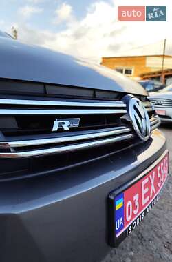 Внедорожник / Кроссовер Volkswagen Tiguan 2016 в 