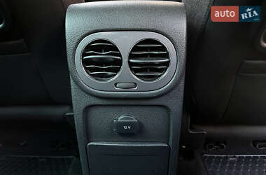Внедорожник / Кроссовер Volkswagen Tiguan 2012 в 