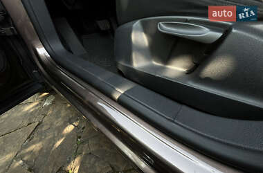 Внедорожник / Кроссовер Volkswagen Tiguan 2012 в 