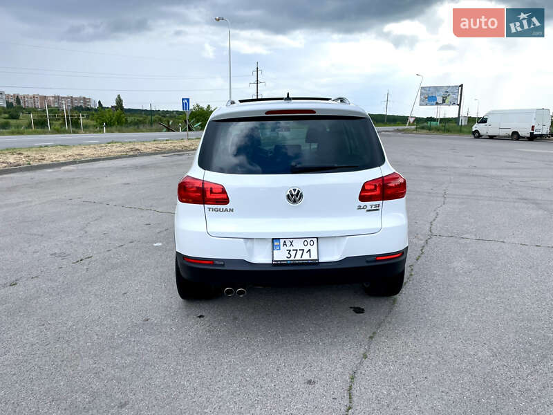Позашляховик / Кросовер Volkswagen Tiguan 2014 в Харкові